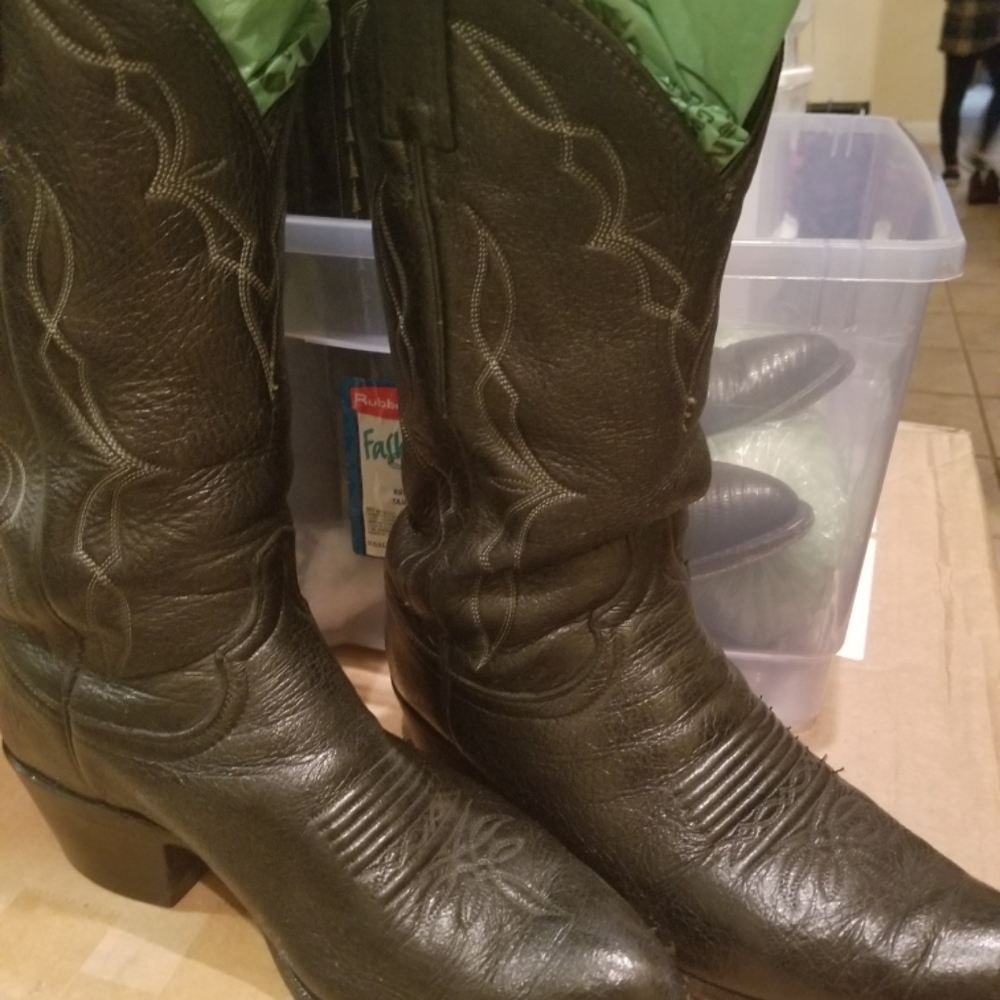 Dan Post engraved men's cowboy boots